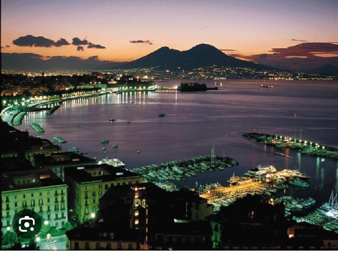 Napoli Sunny Charme Daire Dış mekan fotoğraf
